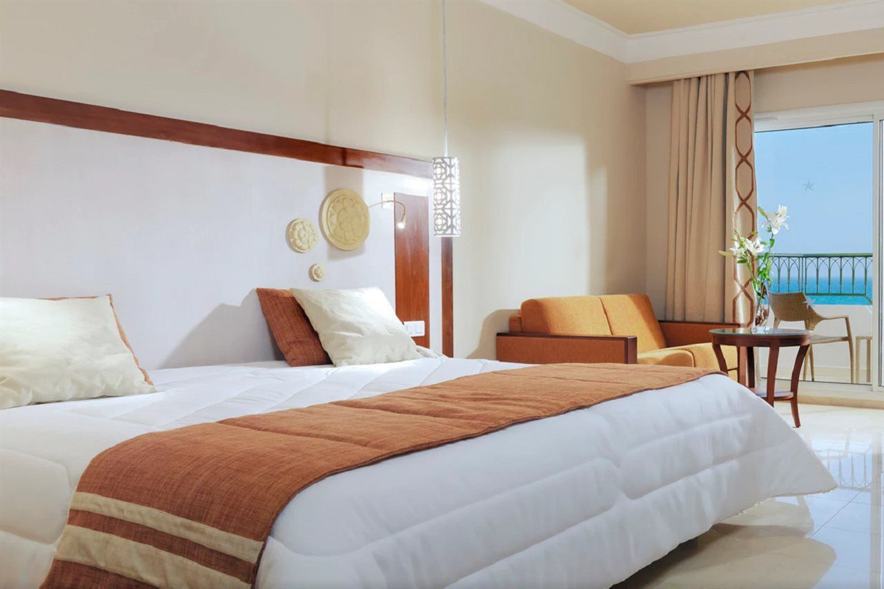 Iberostar Selection Royal El Mansour Hotel Mahdia Exterior foto A bedroom in a hotel